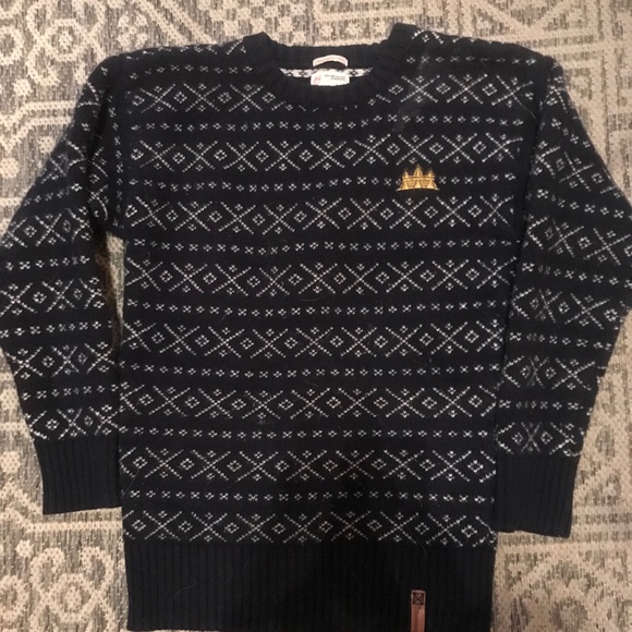 Scandinavian Wool Sweater - Picture 1 of 3